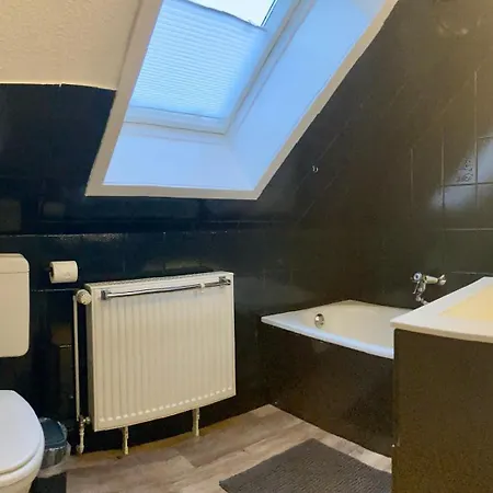 Parkplatz, Dachterrasse, Klimaanlage, 5 Gaeste